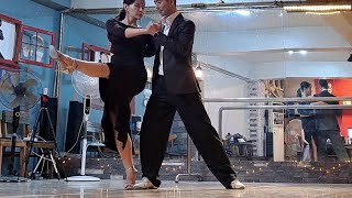 gancho con CBCW y calecita 탱고레슨 tango lesson 섀넌y라우 [upl. by Zetnom]