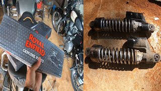 Replacing Royal Enfield 350 Classic Shock Absorbers in less than 10 Minutes [upl. by Ahsoj]