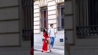 LA ELVIRA PRANKS PEOPLE IN PARISHe didht understand what happened 😂😆shortvideos trending fun [upl. by Rangel]