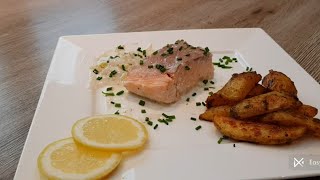 Zalm in de roomsaus met aardappelen وجبة سريعة بالسلمون والبطاطس [upl. by Adnema]