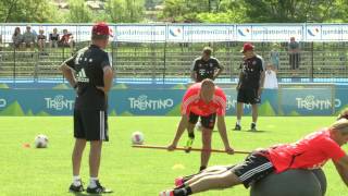 Tag 3 im FC BayernTrainingslager Zirkeltraining und Schussübungen [upl. by Riatsila264]