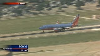 Southwest emergency landing [upl. by Torrie852]