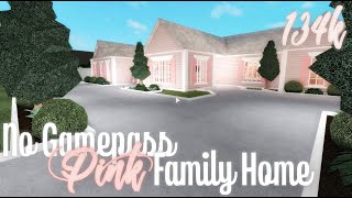 ROBLOX  Bloxburg 134k No Gamepass Pink Family Home  Tour  Speedbuild  Screenies [upl. by Ganny]