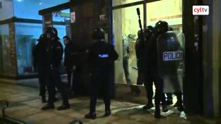 Vídeo de la segunda noche de disturbios en el Gamonal en Burgos [upl. by Gennie]