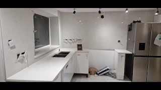 Carrara Jade Quartz Classic Quartz Stone Kitchen Worktops Replacement Services In Luton London [upl. by Yebot]