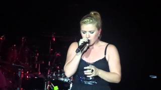 Kelly Clarkson  quotBreathe2am  Thackerville OK 8412 [upl. by Yrakcaz]