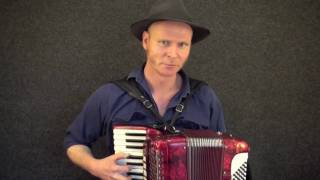 Accordion Lesson bellows shake Dave Evans How to play accordion [upl. by Shank]