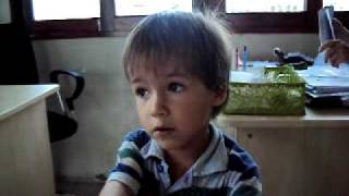 3 yearold bilingual child switching between English and Portuguese [upl. by Llertnom]