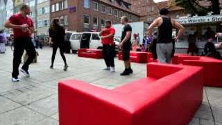 Rote Sofas Möbel MahlerFlashmob [upl. by Gerri]