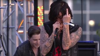 APMAs 2014 Sleeping With Sirens  quotIf You Cant Hangquot [upl. by Leena]