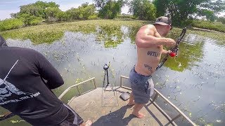 Bowfishing Carp in a CLEAR LAKE [upl. by Yerbua]