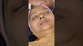 How to do use hydra facial scrubar hydra facial  trendy facial  skin teament [upl. by Atteloc]