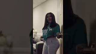 Lil Kim’s performance intro was very much ‘Jingle Bell Ball are you ready’ vibes lilkim fyp loversandfriends loversandfriendsfest2023 jesynelson [upl. by Lerual314]