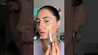 THE PERFECT ILLUMINATOR FOR TEXTUTED SKIN Makeup Revolution 4 in 1 Perfector Review makeuptips [upl. by Llehcor261]