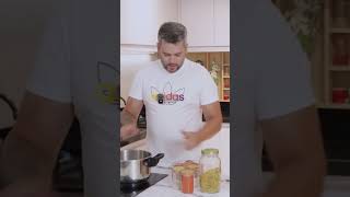 Você não faz receitas com frango por não ter frango desfiado em casa Assista o vídeo completo [upl. by Wordoow]