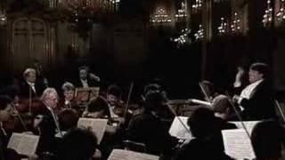 Mozart Symphony 41 K 551  Menuetto Allegretto Trio [upl. by Standley]