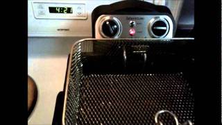 Review of the Bravetti Pro 4 Litre Deep Fryer [upl. by Norita788]