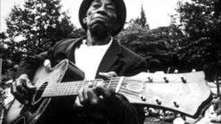 Mississippi John Hurt Shake That Thing live [upl. by Naujat]