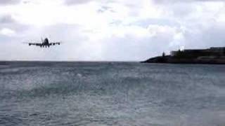 747 Landing  StMaarten [upl. by Novello976]