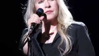 Fleetwood Mac  Landslide  Boston Garden October 10 2014 [upl. by Vidda]