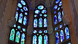 Vidrieras de La Sagrada Familia [upl. by Aneelad733]