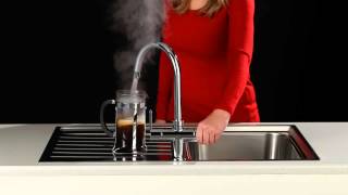 Franke Kokend Water Kranen  3in1 kranen  Koffiepot Vullen [upl. by Budde]